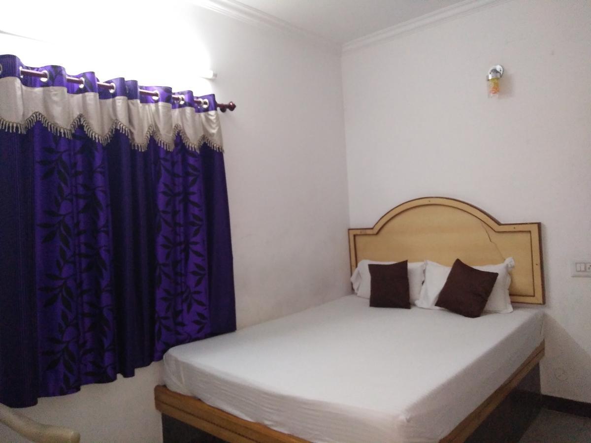Jayam Residency Hotel Madras Buitenkant foto
